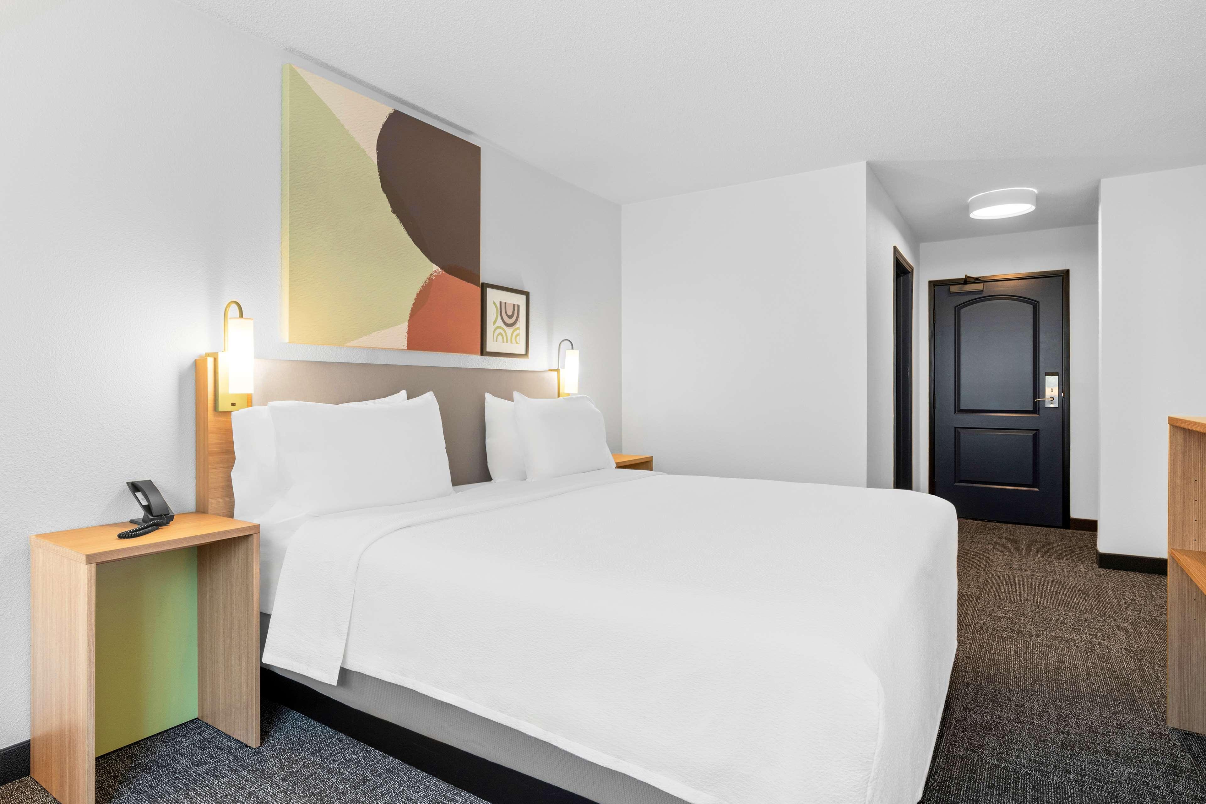 Spark By Hilton Modesto Eksteriør bilde